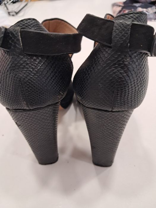 Botine deschise marimea 37