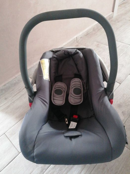 Кошче за бебе за кола - Лорели