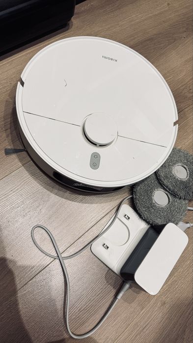 Робот-пылесос xiaomi s10+ с доп расходниками