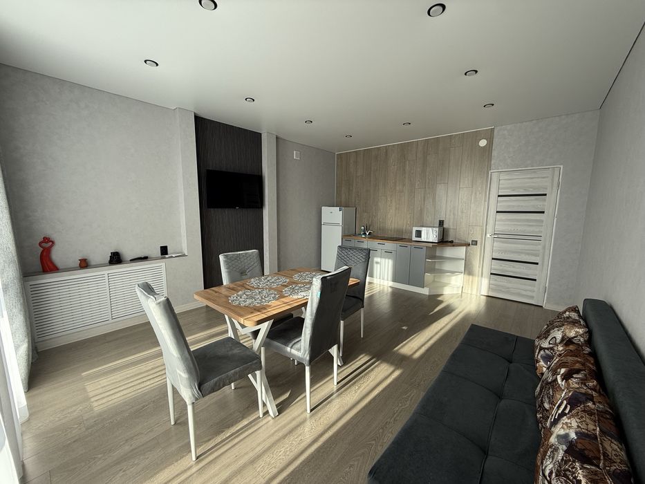 Сдам посуточно 1 комн ЖК Rauan