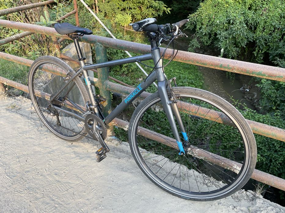 Bicicleta hibrid (road trekking mtb) Pinnacle Neon 2 Shimano Claris