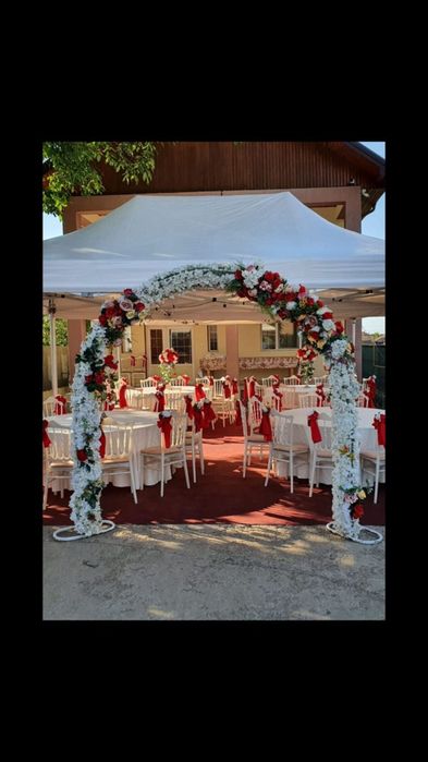 Corturi profesionale de închiriat