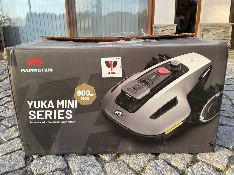 Косачка робот YUKA mini 800