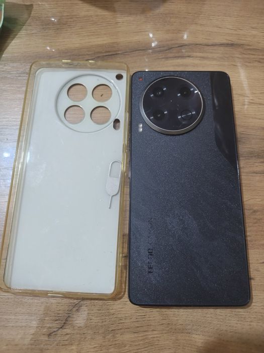 Продам телефон Tecno camon 30 5g