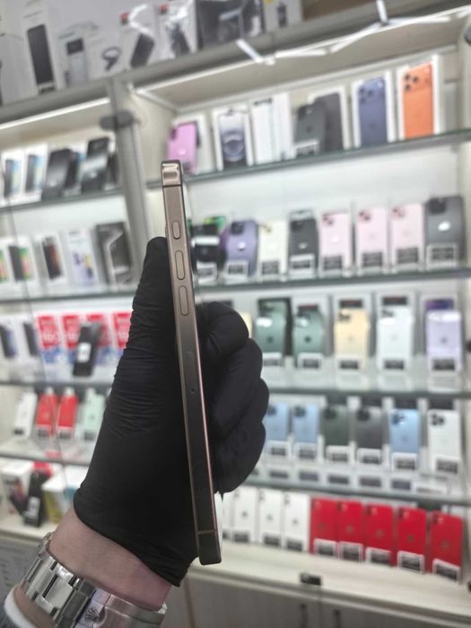 iPhone 16 Pro Max / Desert Titanium / 256GB / Bat 94%/ Garanție / Rate