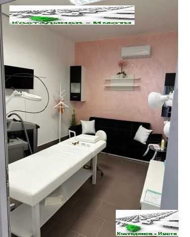 Дава се под наем  в Пловдив, Център -  кв.м за 700 € - Снимка #4