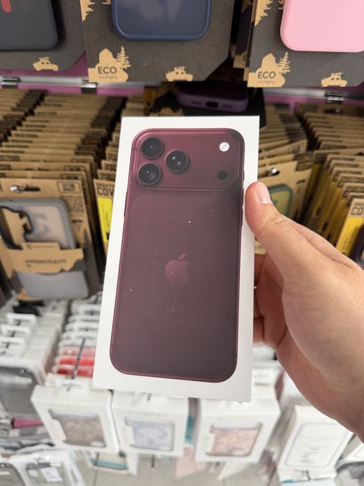 iPhone 18 Pro Max 256 burgundy,запечатани.