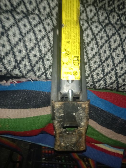 Cric auto original vw touran 80 lei