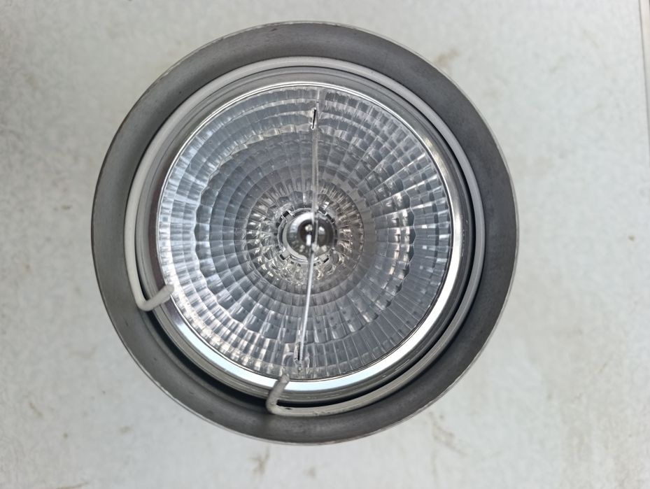 Лампа для выставочных стендов