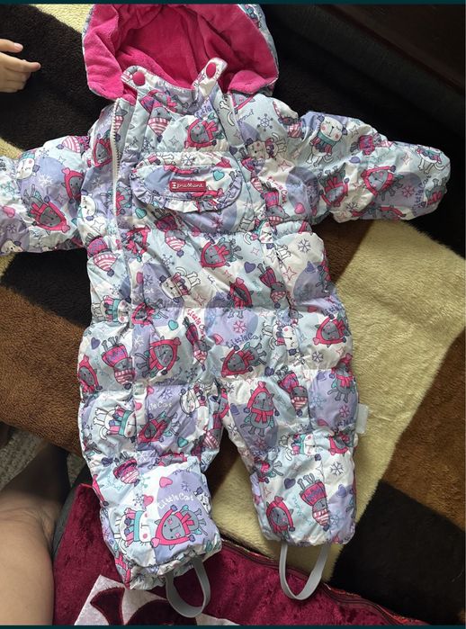 Продам комбенизон зимний для девочки PREMONT