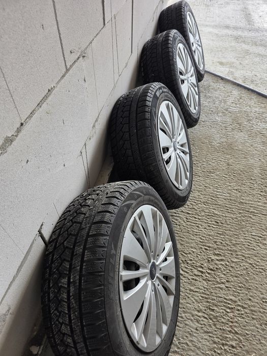 Set jante ford focus 5x108 gume 205 55 16  iarna noi+senzori si capace