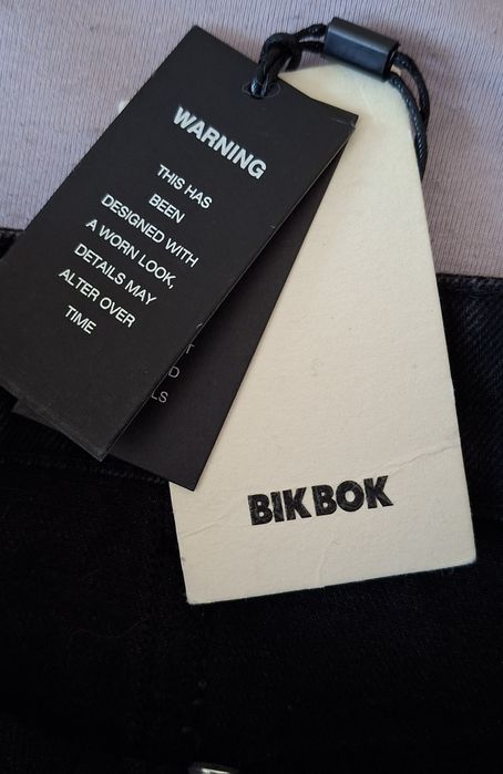 Нова къса дънкова пола Bik Bok
