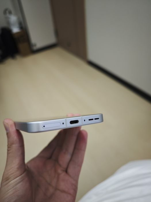 OnePlus 13T 8/256 как новый