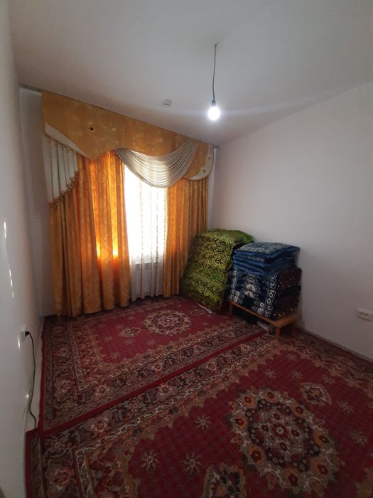 2 xona 4 etaj 16 etajli dom 55 kv metr umumiy maydoni  makler haqi