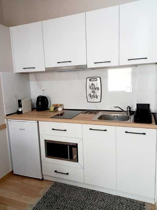 Дава се под наем Едностаен апартамент в Пловдив, Център - 36 кв.м за 163.2 € - Снимка #2