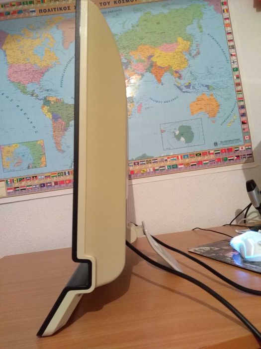 Монитор SONY - SDM - E -76 D .