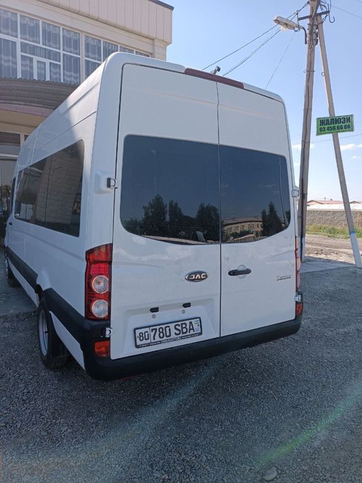 Mikroavtobus va avtobuslar xizmati Buxoro