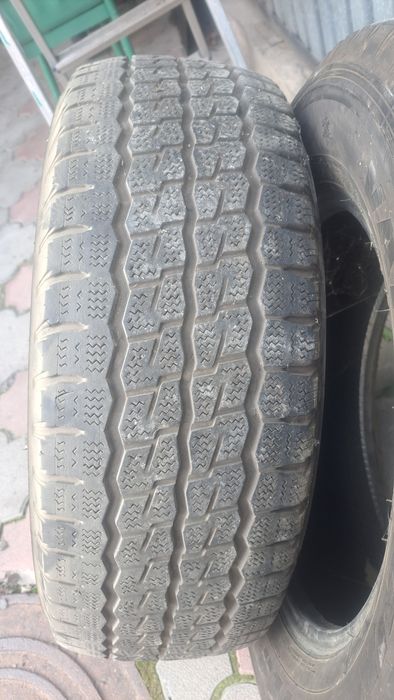 Продаю резину для автомобиля