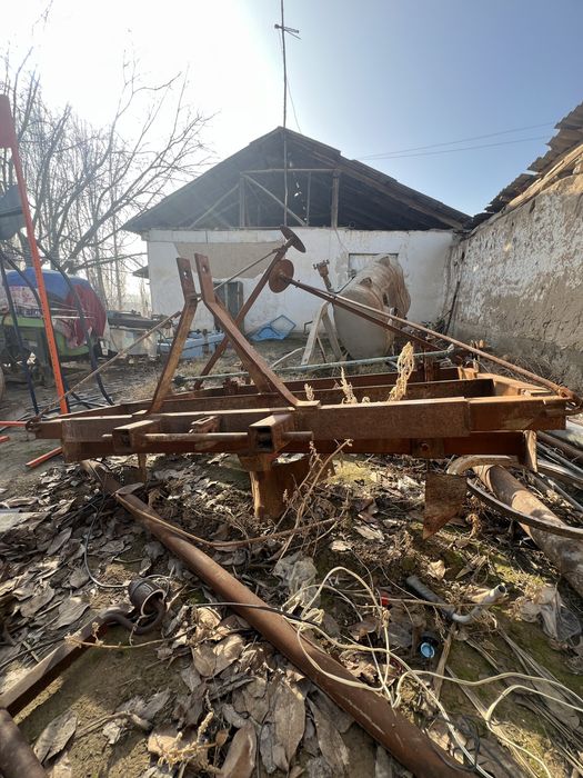 Тарвузга салафан тортадигон сотилади