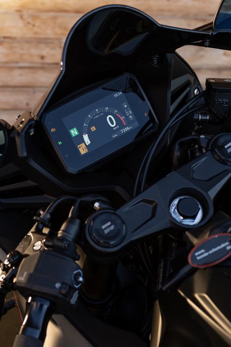 Honda cbr650r - E-clutch, 2024