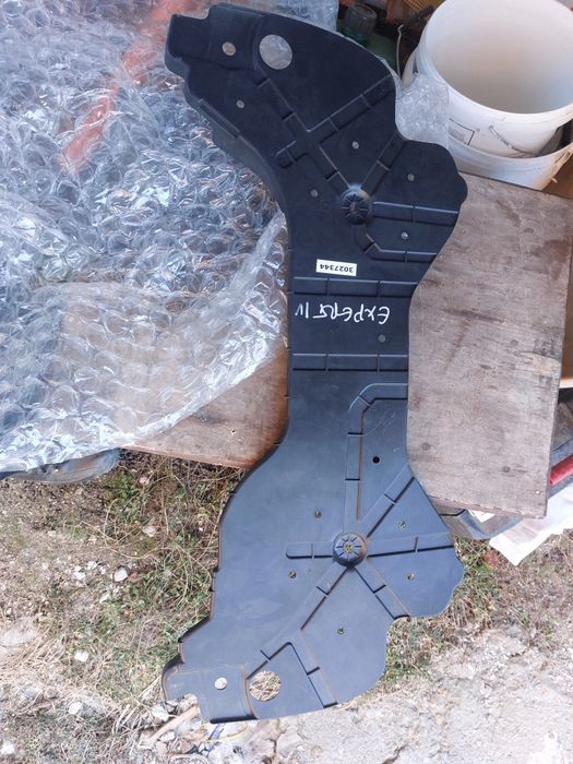 Долна кора за ситроен джъмпи, или пежо експерт