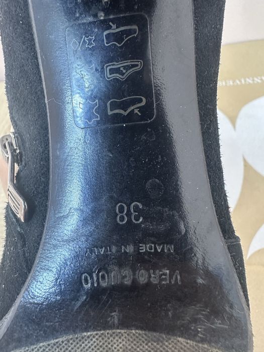 Продам зимние сапоги