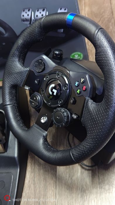 Игровой руль Logitech G923 ПК и XBOX