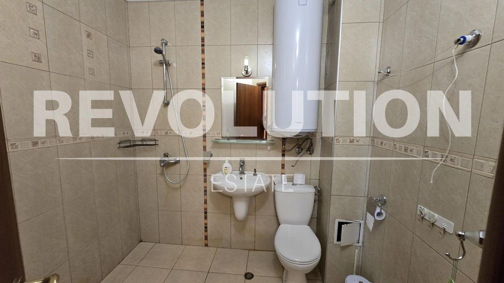 Дава се под наем Двустаен апартамент в Варна, Бриз - 81 кв.м за 500 € - Снимка #6