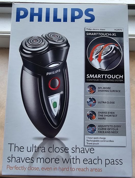 Aparat de ras electric Philips