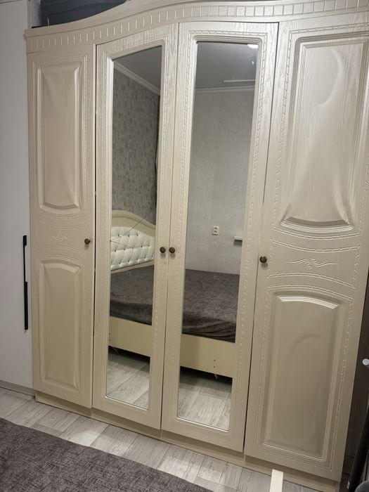 Продам кровать и шкаф