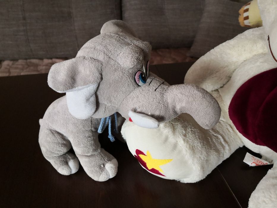 Продавам, плюшени, детски играчки