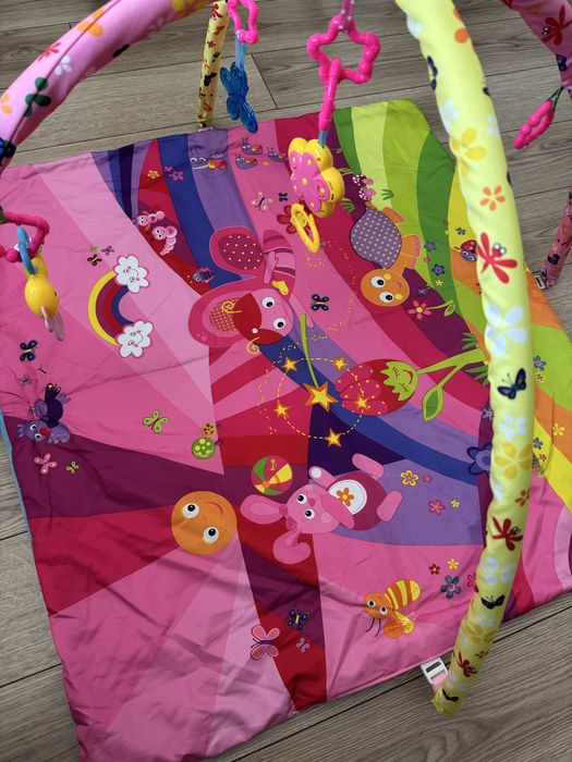 Килимче за бебето