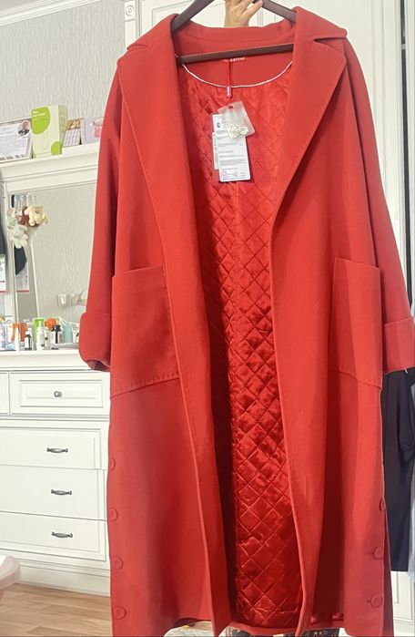 Продается Новое Пальто