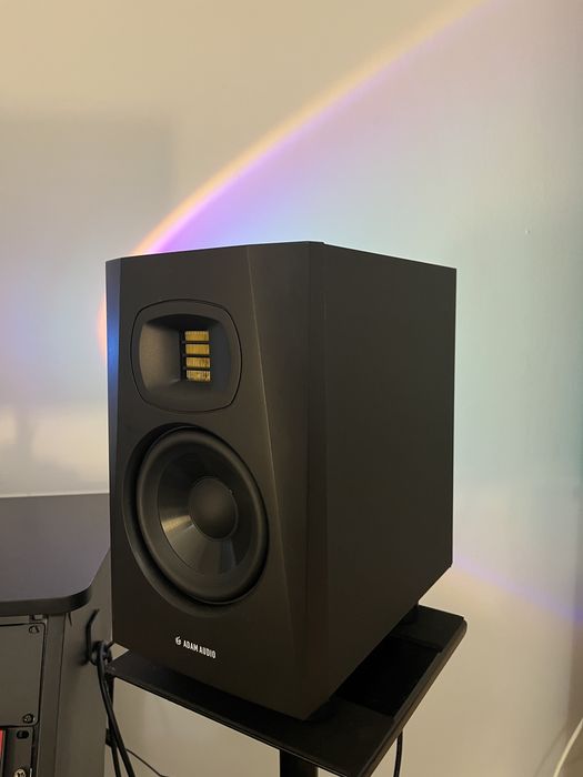 Мониторы Adam Audio T5V пара