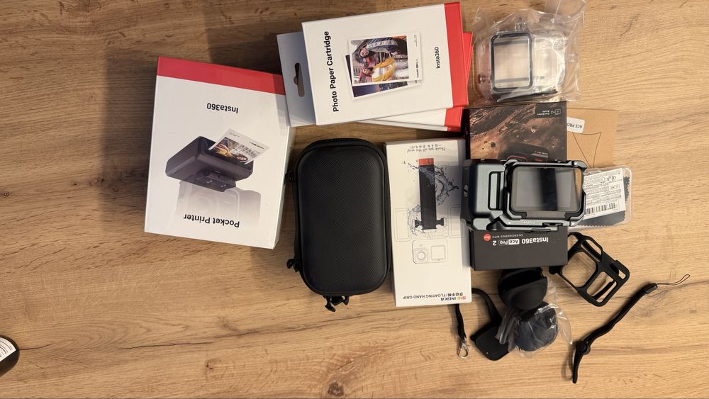 Camera video sport Insta360 Ace Pro 2, 8K, Dual-Battery Xplorer Bundle
