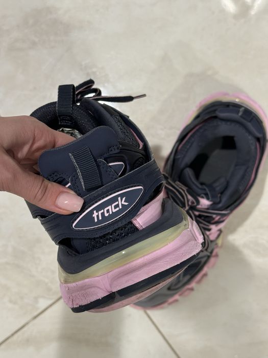Balenciaga Track 40 Farfetch оригинални, розови, сиви