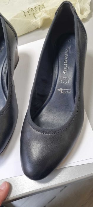 Обувки прролетнни