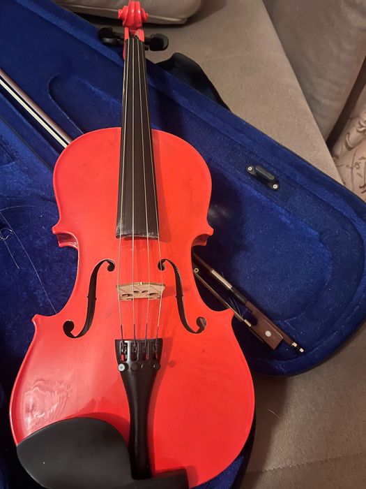 Vând vioară Reghin 4/4