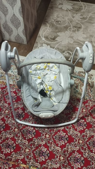 Продам бесик в подарок шезлонг