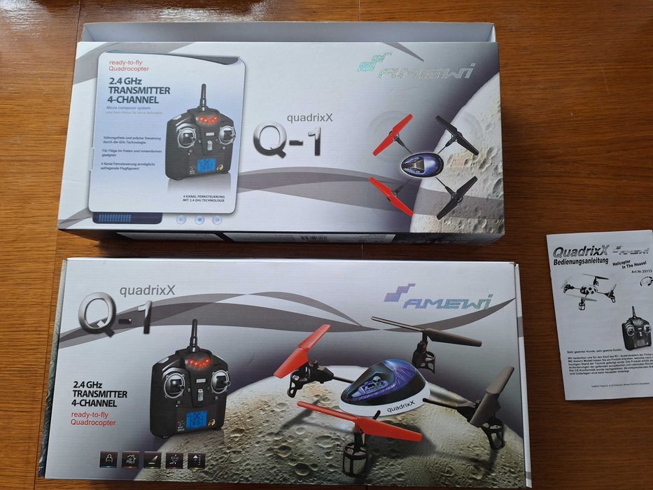 Două seturi de drone telecomandate Quadrix