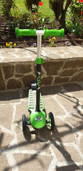 2бр. Тротинетки на три гуми