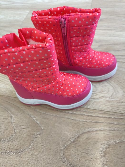 Апрески за момиченце 26 номер