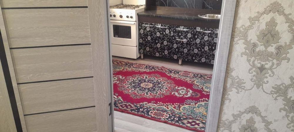 Срочно Уй сотилади Массив Панельной 1 хонали