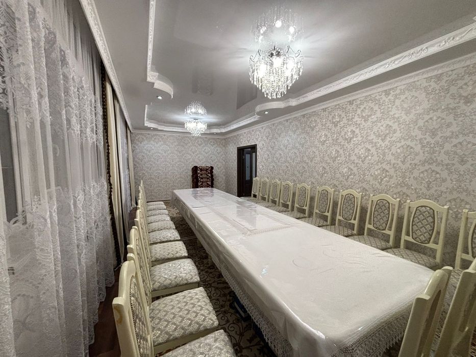 Продается коттедж 6 комн. Центр