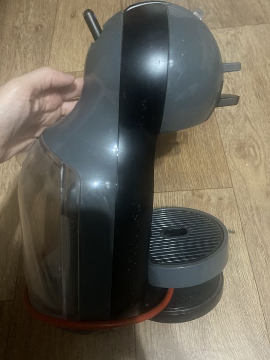 Кофемашина Nescafe Dolce Gusto