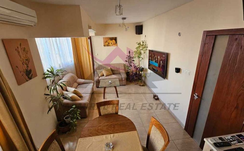 Дава се под наем Тристаен апартамент в Варна, Левски - 78 кв.м за 614 € - Снимка #1