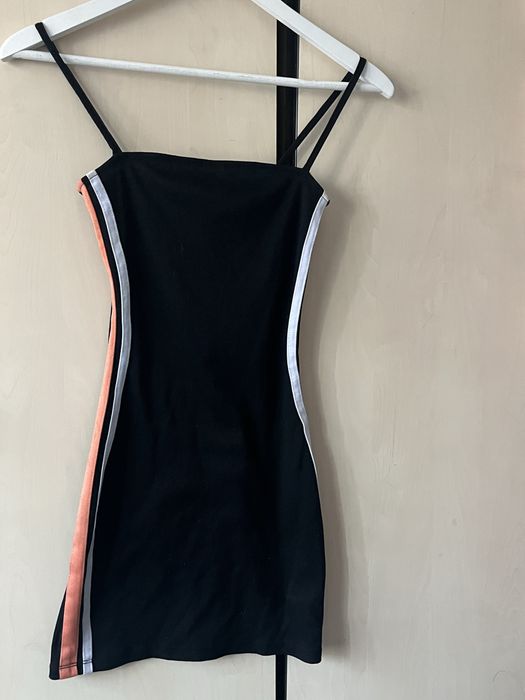 Три дамски рокли