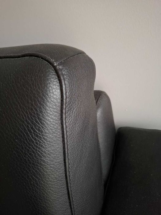 Диван - естествена кожа, черен