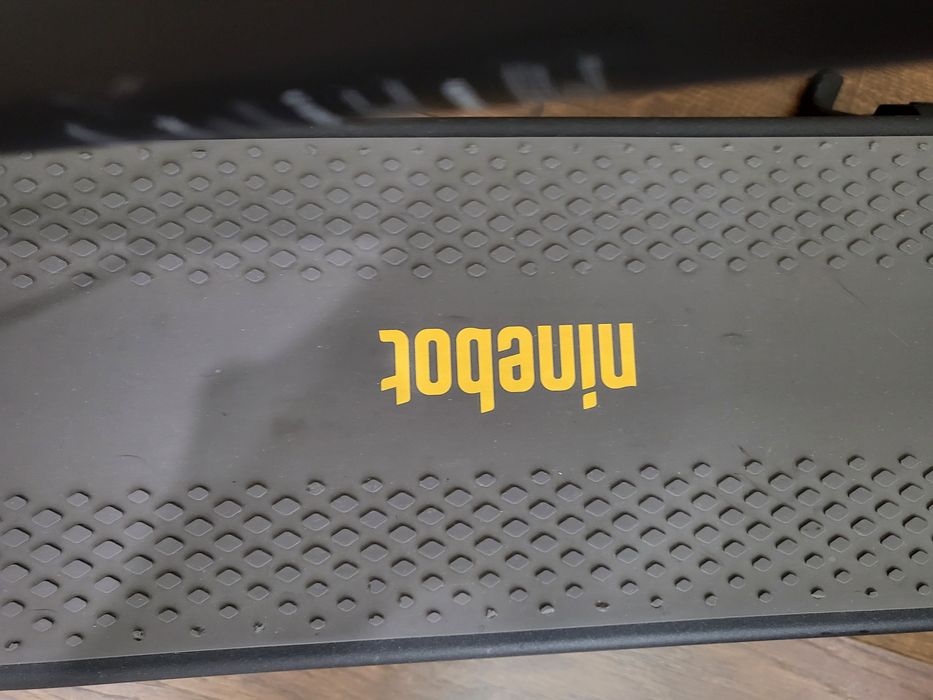Продам электросамокат Ninebot Max G30P