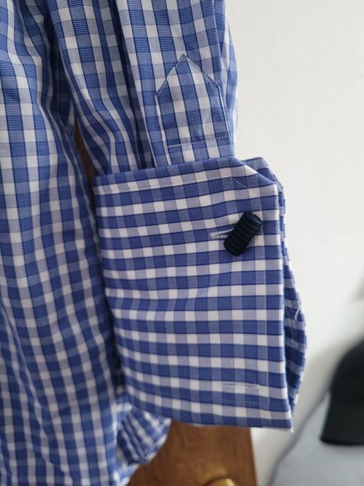 Hugo Boss,camasa  nouă